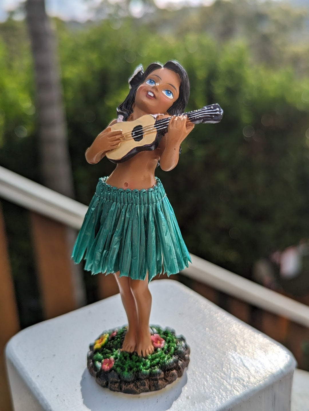 Hawaiian Dashboard Hula Doll, Hand Painted (4.3 inch Car Ornament)