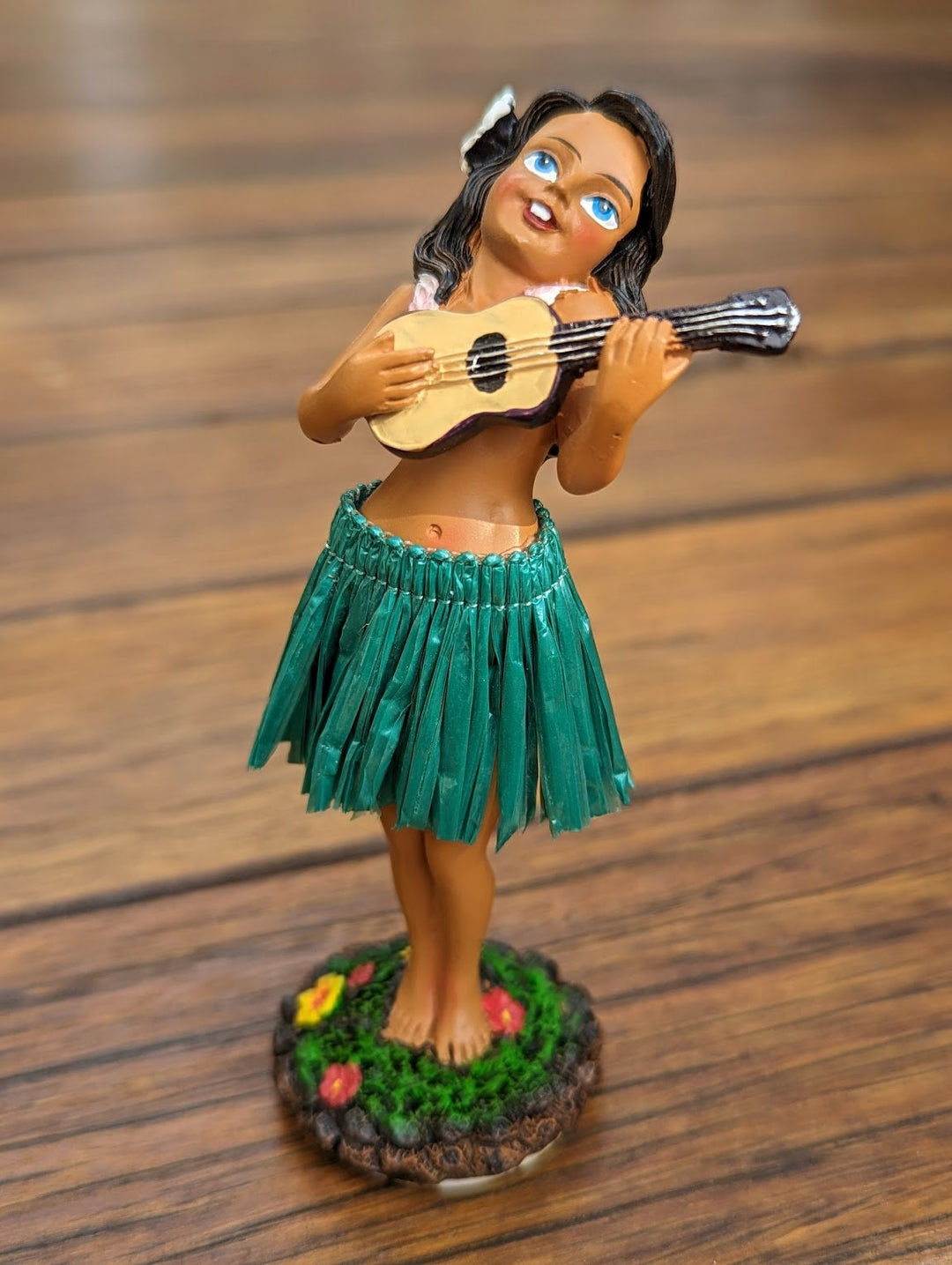 Hawaiian Dashboard Hula Doll, Hand Painted (4.3 inch Car Ornament)