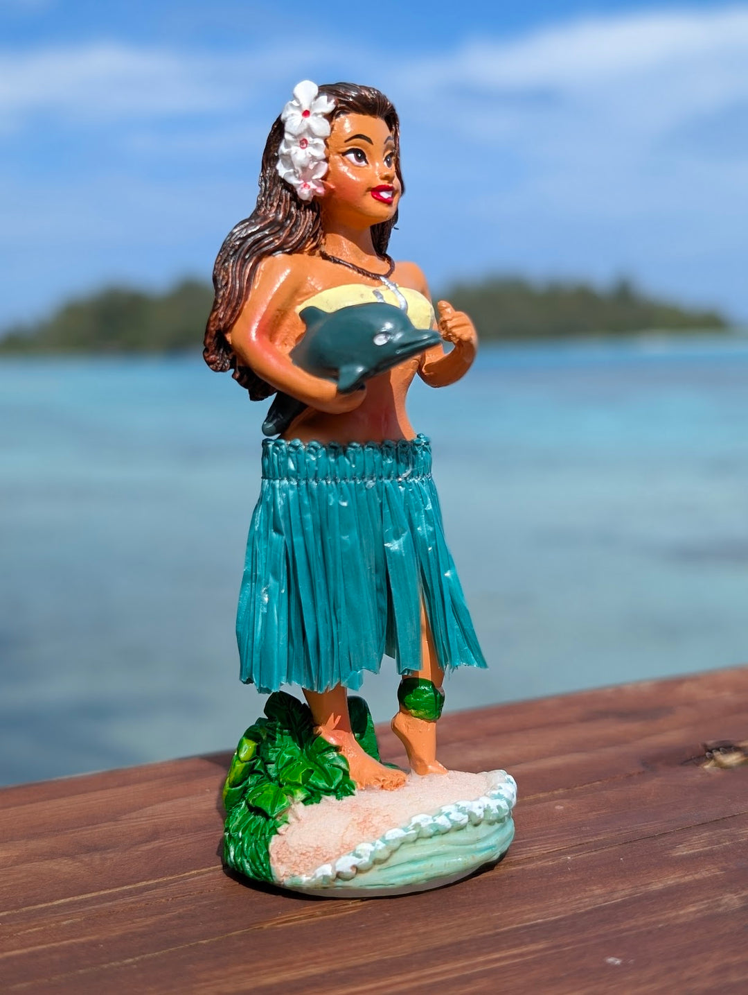 Hula Girl Dashboard Doll (4.3") with Dolphin Charm | Spring Action Hawaiian Car Decor