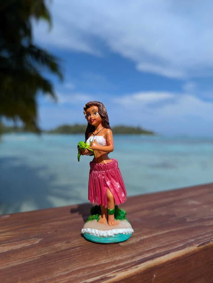Hula Girl Dashboard Doll with Honu Turtle Charm | Spring Action Tropical Car Accessory