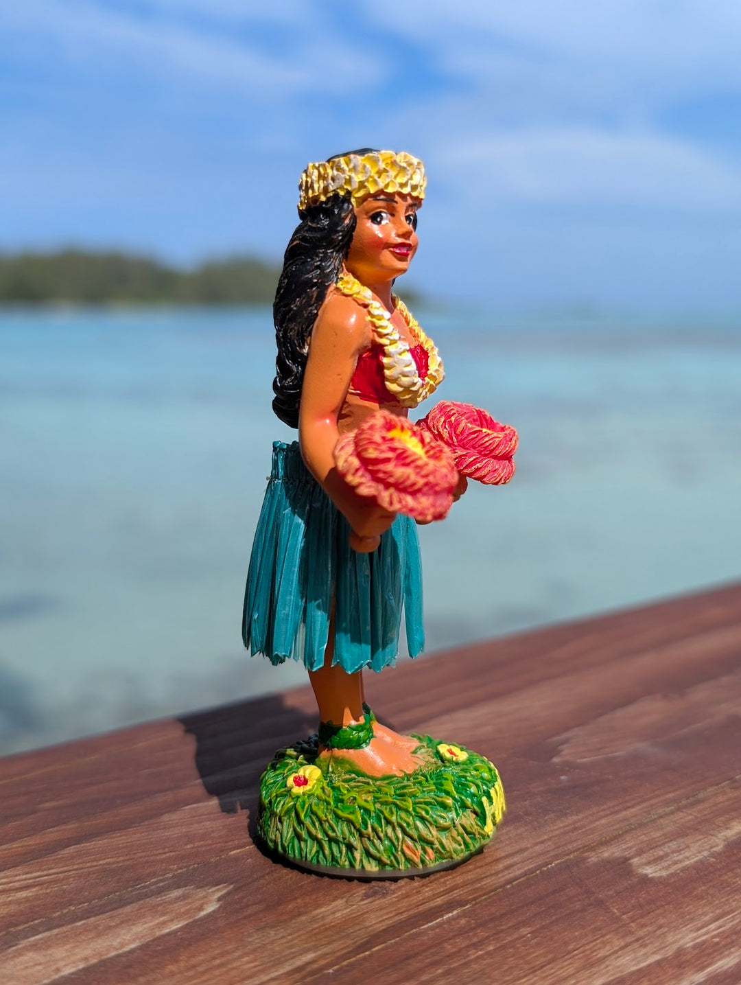 Hawaiian Dashboard Hula Doll (4") | Hand Painted Grass Skirt & Wobble Base Car Decor