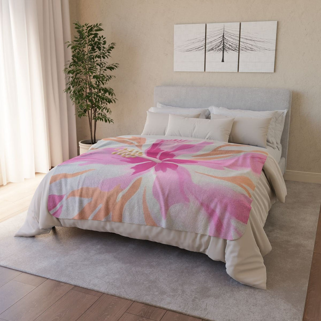 Kapiʻolani Ultra Soft Sherpa Fleece Throw | Pink Hibiscus Floral Print